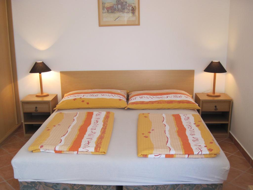 Suele Apartments & Rooms Balatonfüred Quarto foto